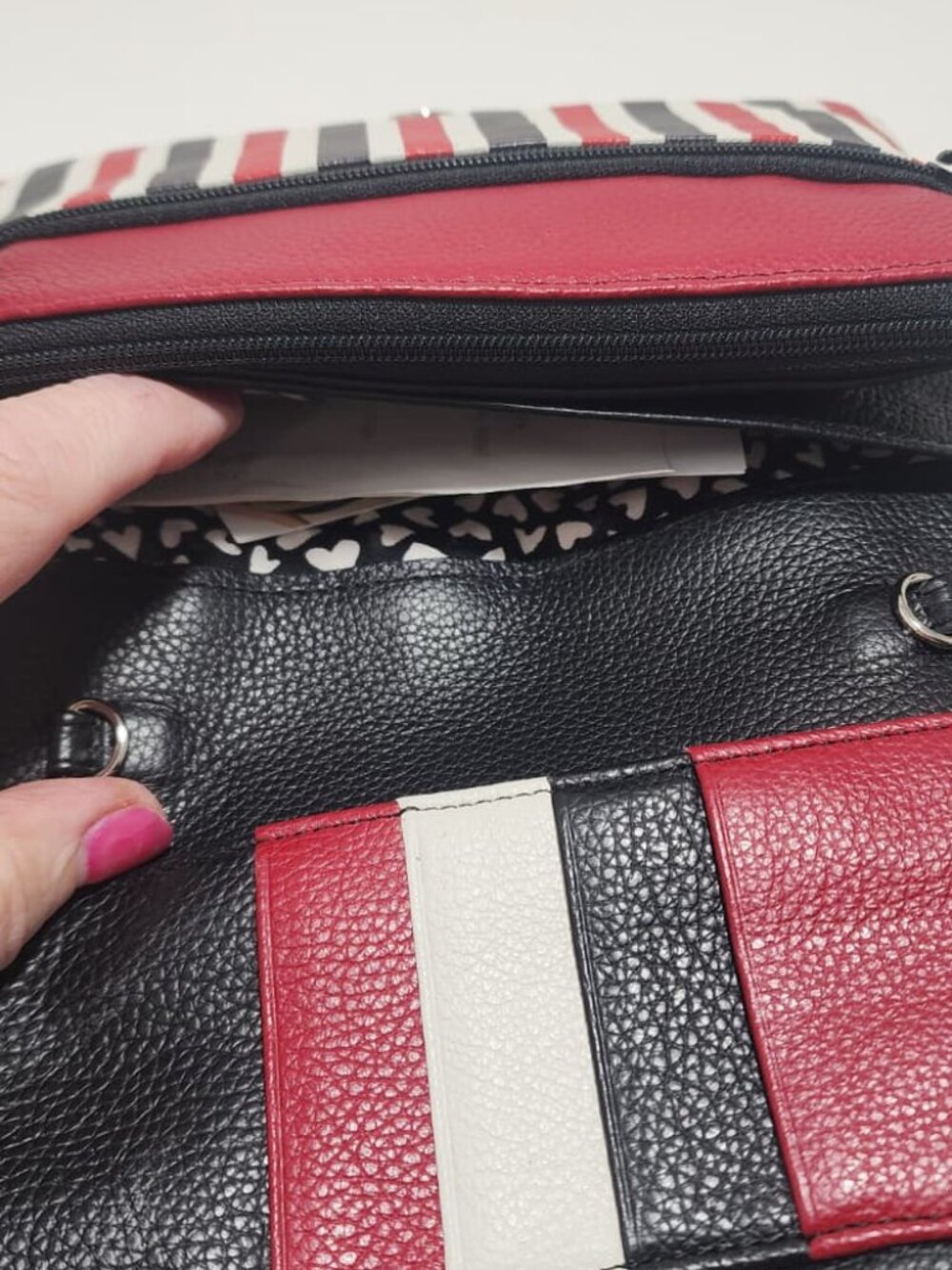 NEW Brighton Travel Crossbody - Milan, Tokyo, Paris, New York, Pisa and more - Picture 4 of 5